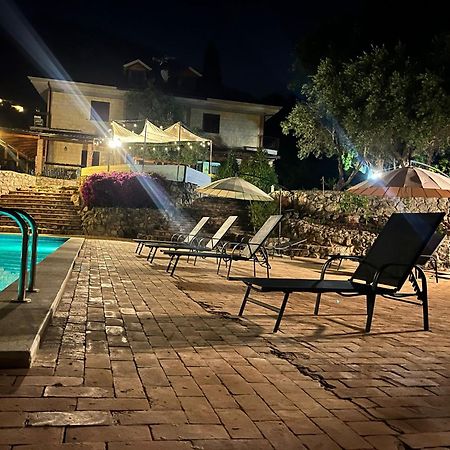 Domus Arco Romano Guest House Itri Esterno foto