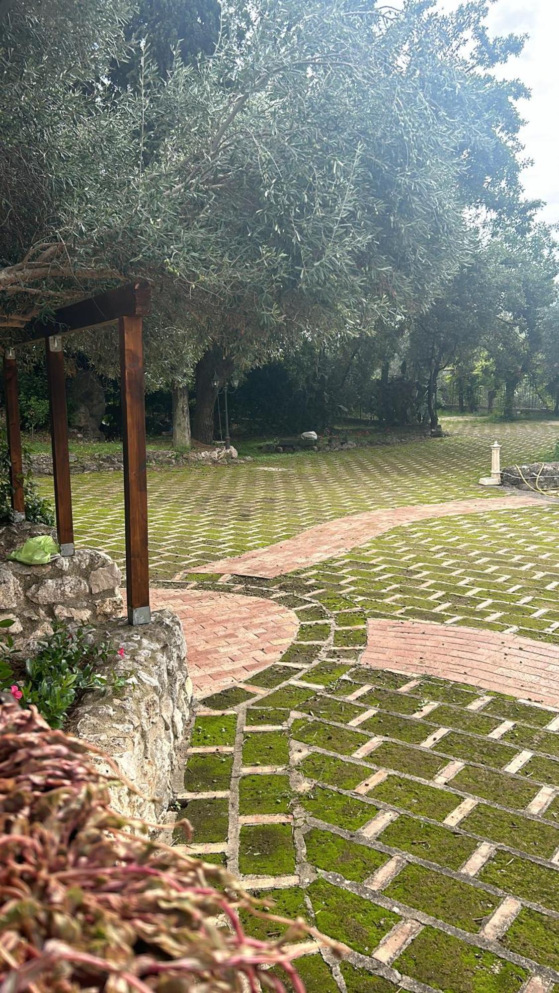 Domus Arco Romano Guest House Itri Esterno foto